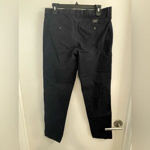 Banana Republic Navy Men’s Chinos. Size 32x32.